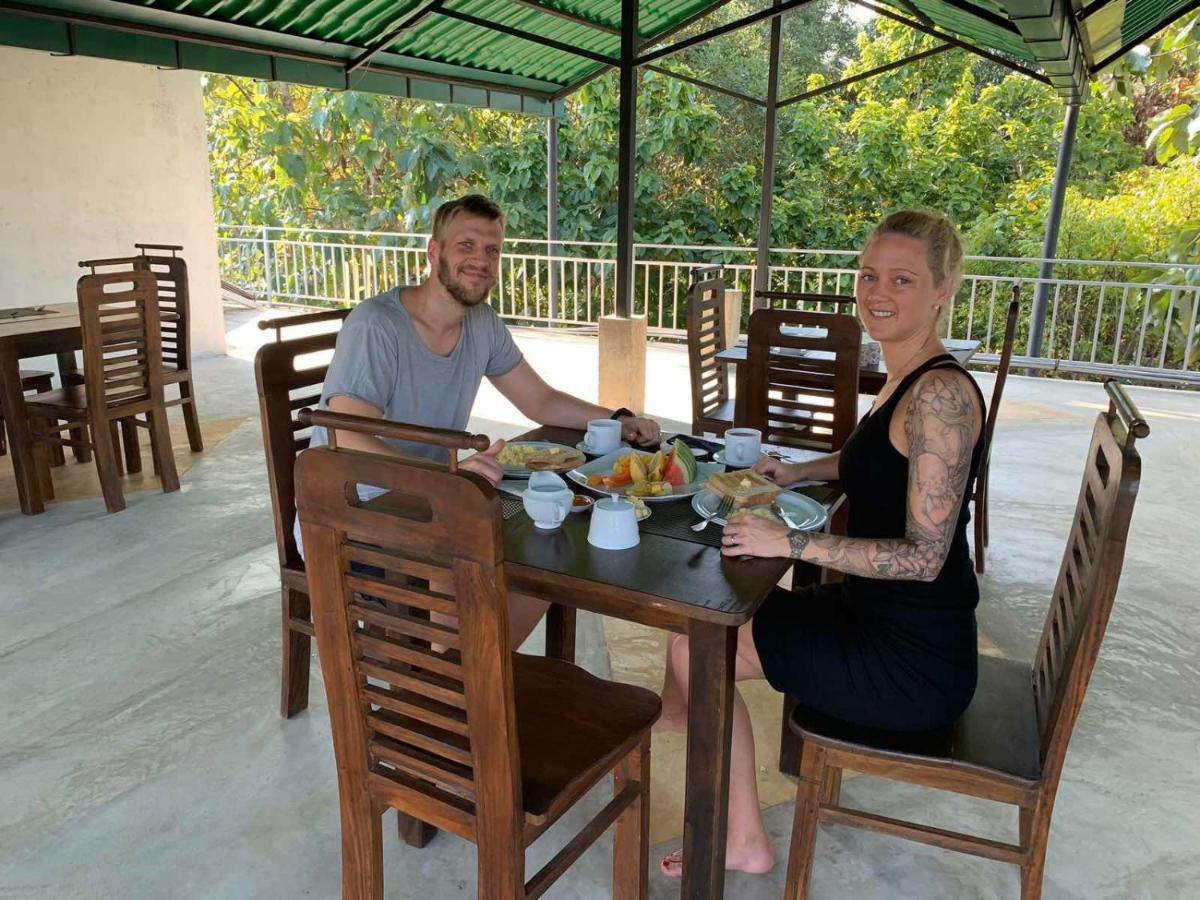 Sigiriya Rock Hide 호텔 외부 사진